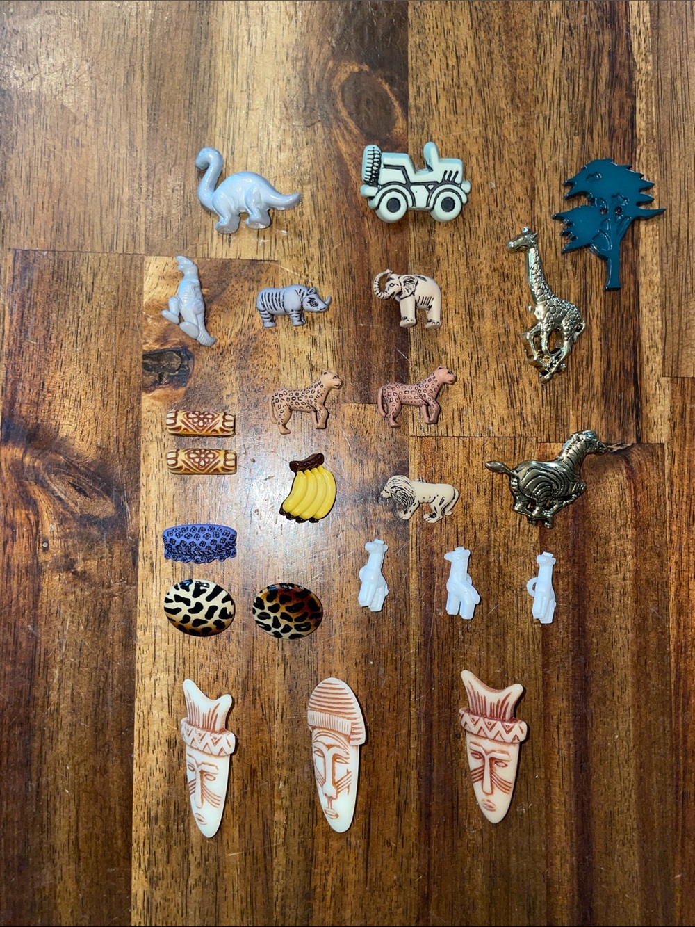 Bundle of Safari Buttons